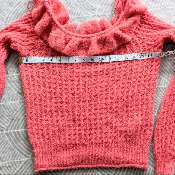 ANTHROPOLOGIE textured ruffle boat neckline off shoulder coral sweater Small - Picture 7 of 11